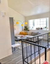 812 N Inglewood Ave in Inglewood, CA - Building Photo