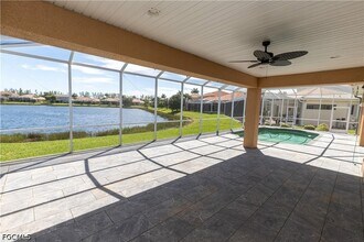 8789 Paseo De Valencia St in Ft. Myers, FL - Building Photo - Building Photo