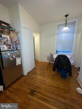 129 S 18th St in Philadelphia, PA - Building Photo - Building Photo