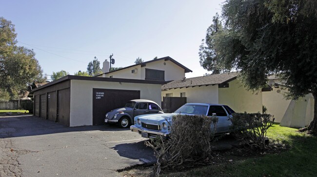 306-312 Spencer Ave in Upland, CA - Building Photo - Building Photo