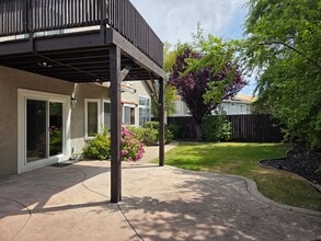 3225 Bear Creek Dr in Fairfield, CA - Building Photo - Building Photo