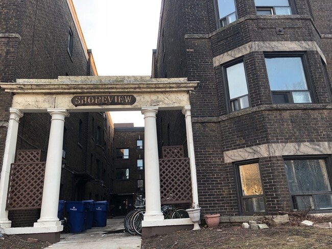 1475 King St W in Toronto, ON - Building Photo - Building Photo