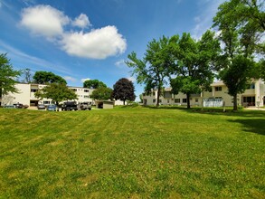 Northwood Apartments, a Section 8 Community in Glencoe, MN - Foto de edificio - Building Photo