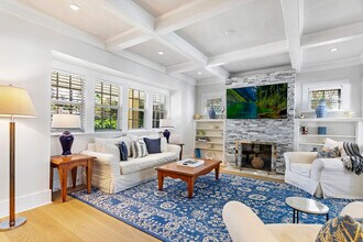 141 Australian Ave in Palm Beach, FL - Building Photo - Building Photo