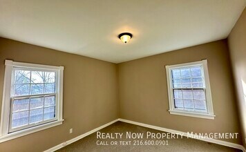 18008 Winslow Rd in Shaker Heights, OH - Building Photo - Building Photo
