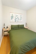 1340 W Byron St in Chicago, IL - Building Photo - Building Photo