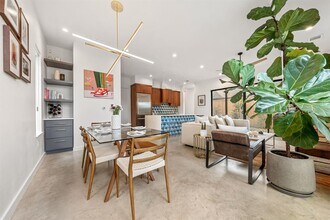 2509 Durwood St in Austin, TX - Building Photo - Building Photo