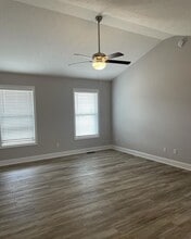 488 Labrador Dr in Bowling Green, KY - Building Photo - Building Photo
