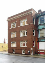 The Cathcart Apartments in Indianapolis, IN - Building Photo - Building Photo