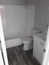 111 SW Madison Cir N-Unit -207 in St. Petersburg, FL - Building Photo - Building Photo