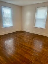 7 Court St, Unit 1-J in Woburn, MA - Foto de edificio - Building Photo