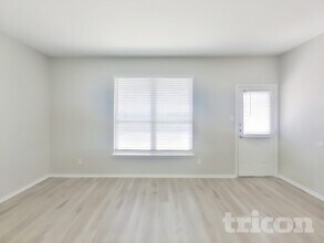 3442 Still Pond in San Antonio, TX - Building Photo - Building Photo