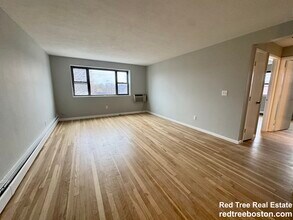 97 Spring St in Boston, MA - Building Photo - Building Photo