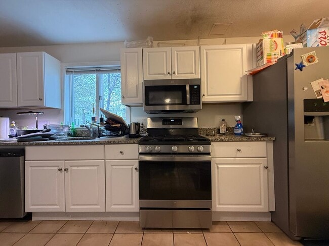 235 Charles St in Cambridge, MA - Building Photo - Building Photo