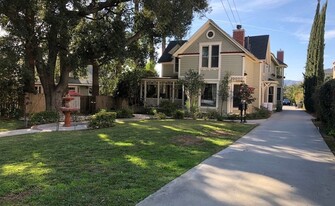 1279 N Garfield Ave in Pasadena, CA - Building Photo