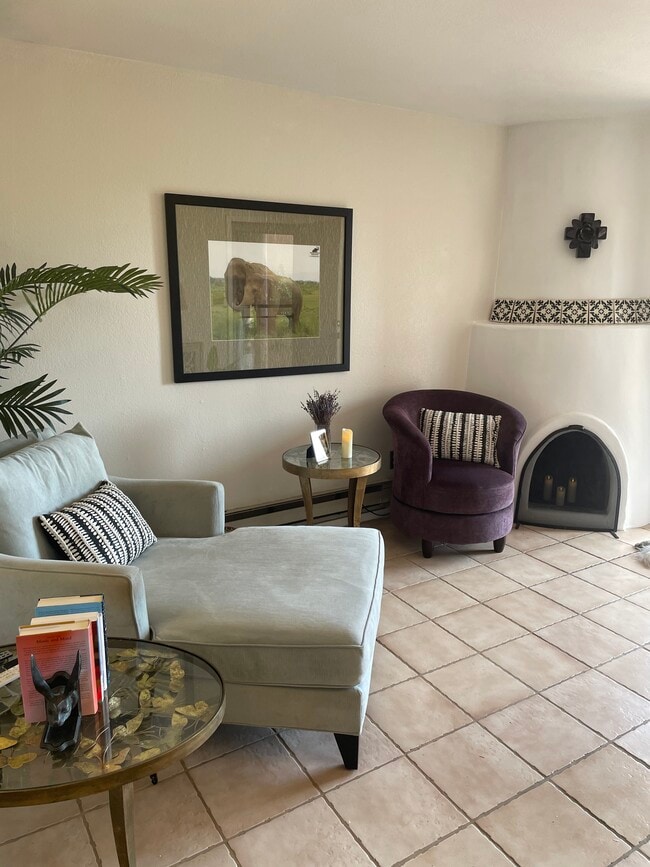 2600 W Zia Rd in Santa Fe, NM - Building Photo - Building Photo