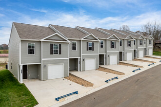 Martin Square in Gray, TN - Building Photo - Building Photo