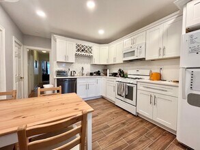 15 Sewall St, Unit 1 in Boston, MA - Building Photo - Building Photo