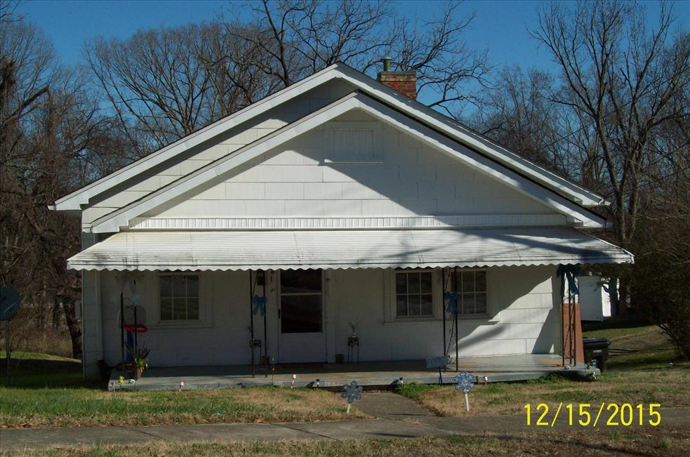 311 Girard St in Danville, VA - Building Photo