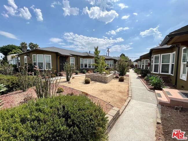 property at 1336 Ocean Park Blvd