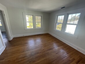 1097 Hillside Ave-Unit -2 in Stratford, CT - Building Photo - Building Photo
