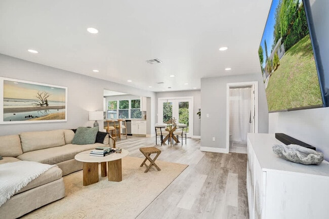 1587 NE 30th St, Unit SI ID1503921P in Pompano Beach, FL - Foto de edificio - Building Photo