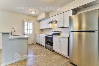 4718 S Hazelton Ln in Tempe, AZ - Foto de edificio - Building Photo