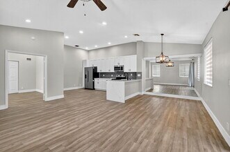 851 NW 42nd Pl in Pompano Beach, FL - Building Photo - Building Photo