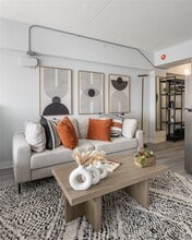 16 W 10th St in Erie, PA - Building Photo - Building Photo