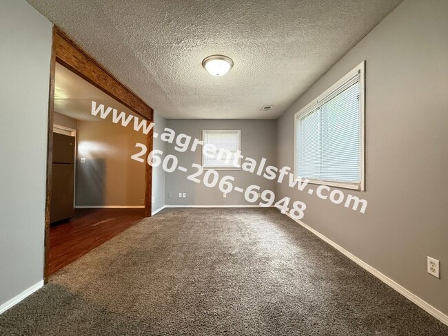 2329 Barnhart Ave in Fort Wayne, IN - Building Photo - Building Photo