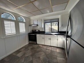 810 Shady Oak Dr in Santa Rosa, CA - Building Photo - Building Photo