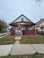 526 Paine Ave in Toledo, OH - Building Photo