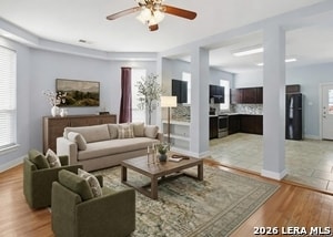2014 W Houston St in San Antonio, TX - Building Photo - Building Photo