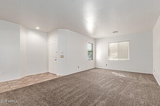 7341 N 72nd Ave in Glendale, AZ - Building Photo - Building Photo