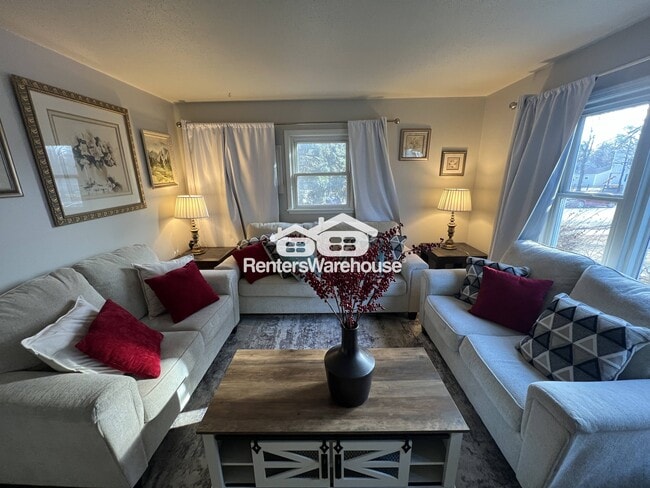 5832 Washburn Ave S in Minneapolis, MN - Building Photo - Building Photo