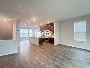 2500 Emerald Branch Dr in Hyattsville, MD - Building Photo - Building Photo