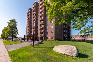 Campbell Place Apartments in Sault Ste Marie, ON - Building Photo