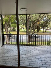 3660 Inverrary Dr in Lauderhill, FL - Building Photo - Building Photo