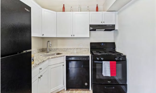 The Enclave at Kings Orchard