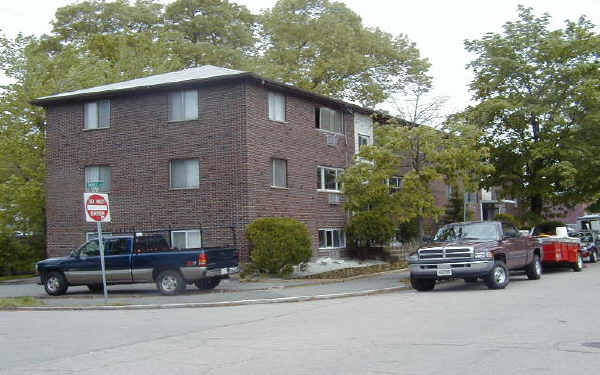 77-79 Holbrook Rd in Quincy, MA - Building Photo