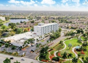 Chateau Mar Golf Resort Apartments in Lauderhill, FL - Building Photo - Building Photo