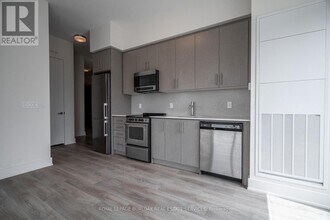 212 King William St in Hamilton, ON - Building Photo - Building Photo