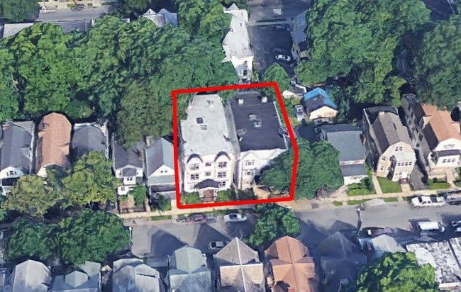 247 Amherst St in East Orange, NJ - Building Photo - Building Photo