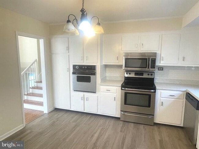 13008 Woodburn Dr in Hagerstown, MD - Building Photo - Building Photo