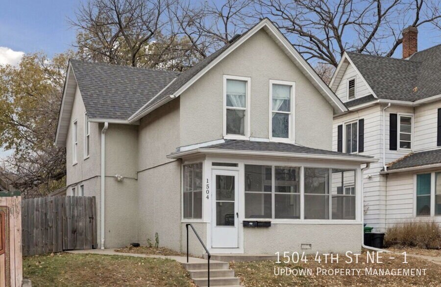 1504 4th St NE in Minneapolis, MN - Foto de edificio