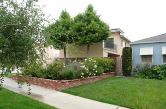 1148 Thompson Ave in Glendale, CA - Foto de edificio - Building Photo