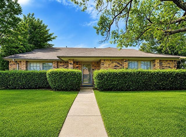 property at 2821 Carnaby Ln