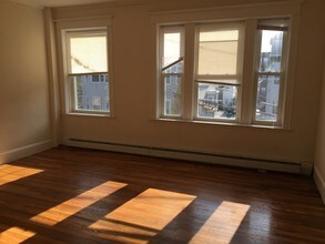11 Quint Ave, Unit 1 in Boston, MA - Building Photo - Building Photo