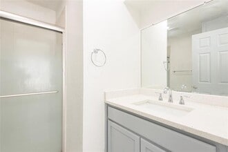 4620 San Jacinto St in Dallas, TX - Building Photo - Building Photo