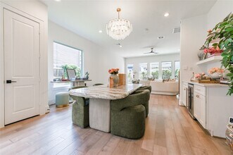 5233 Darling St in Houston, TX - Building Photo - Building Photo